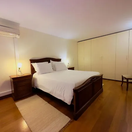 Casino With Sea View Appartement *