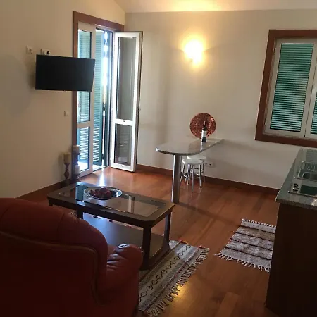 Casino With Sea View Διαμέρισμα *